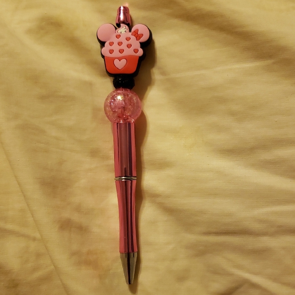 New Handmade Minnie Mouse Pink Cupcake Focal Bead Beaded Pen